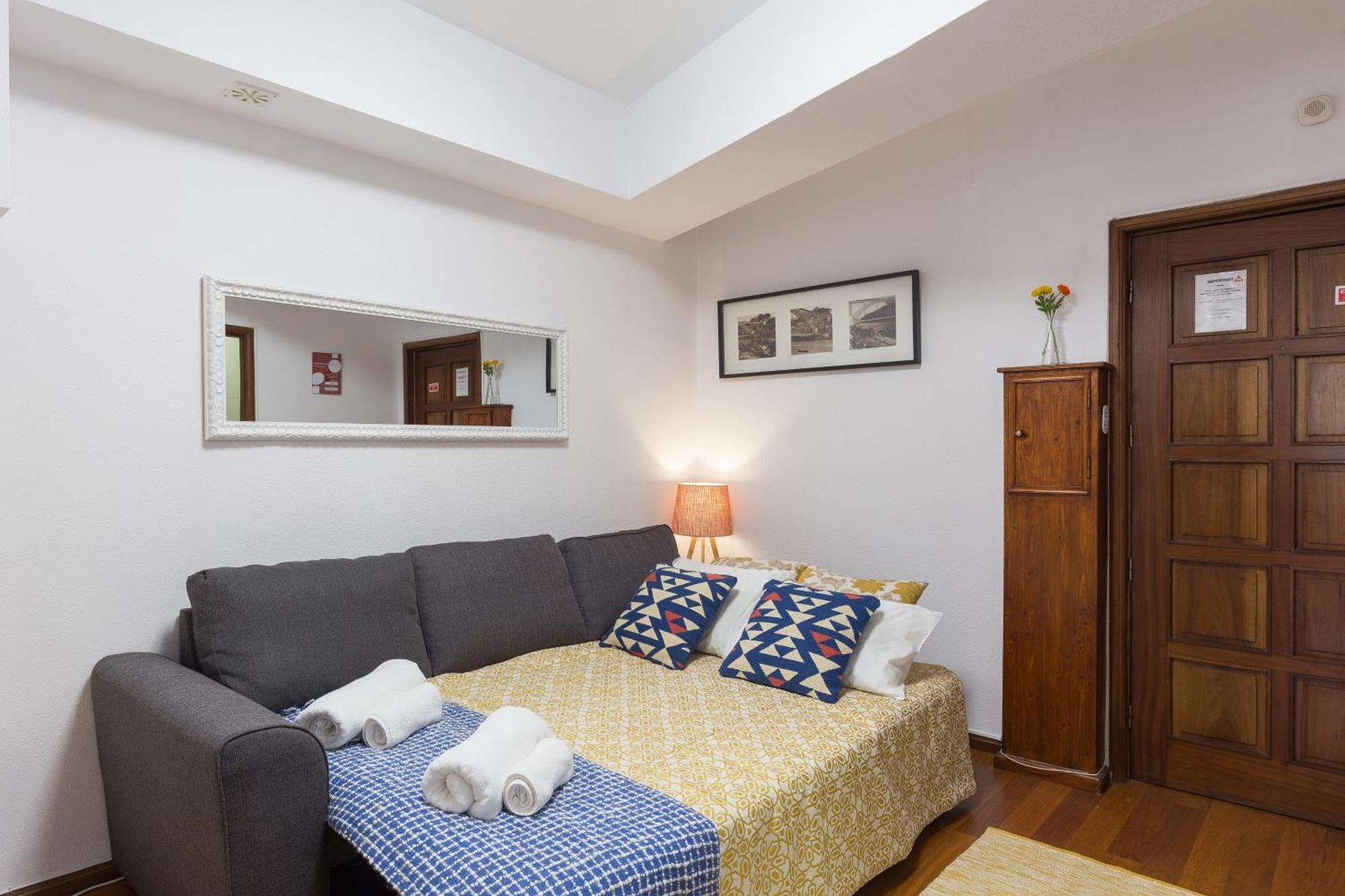 Appartement Host Wise - Comfy Bright Flats With Netflix à OOporto Chambre photo